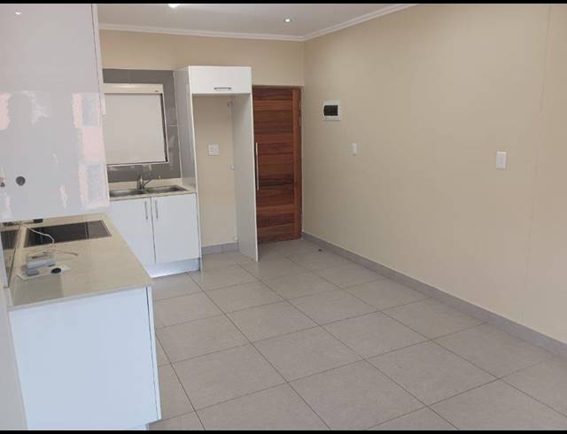2 BEDROOM APARTMENT TO LET IN UMHLANGA RIDGE